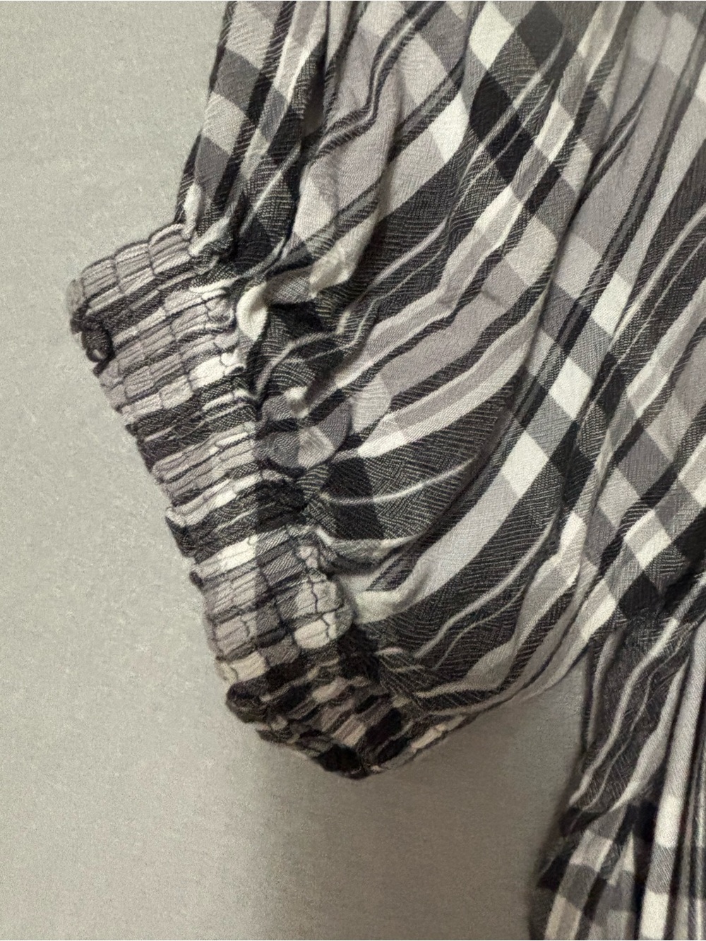 LOFT Black and White Plaid Peasant Top - Picture 4 of 6